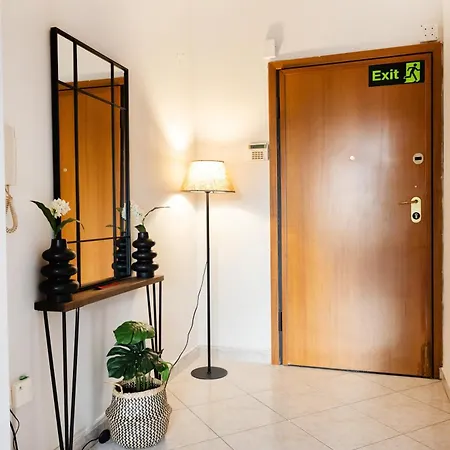 Modern Escape Tesalónica